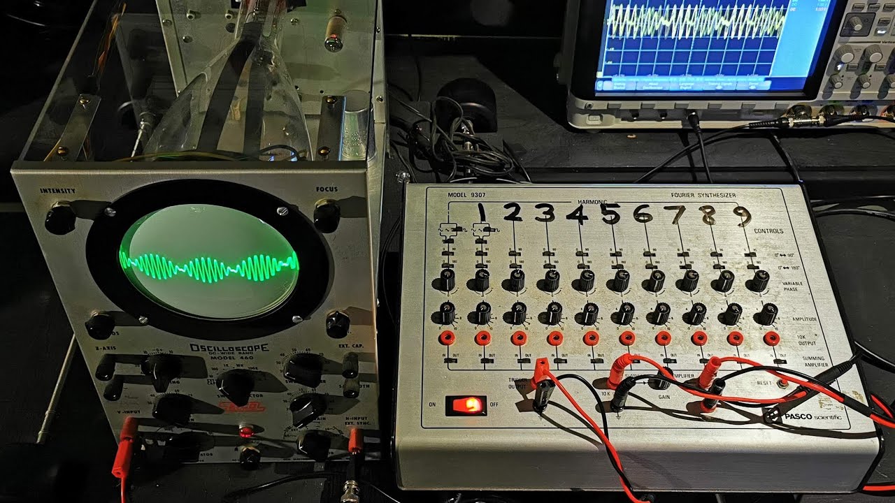 PASCO FOURIER SYNTHESIZER: Understanding Fourier series with one of my favorite things from 1970s