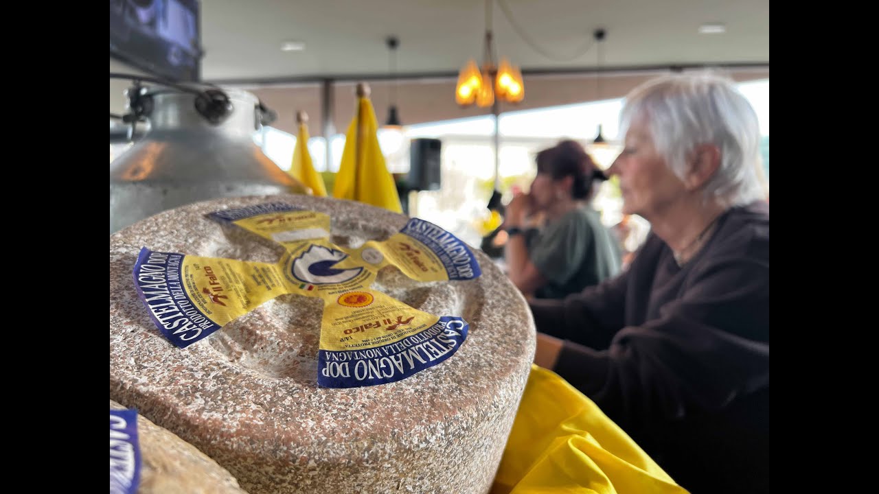 Castelmagno DOP: il re dei formaggi alla corte di Campagna Amica