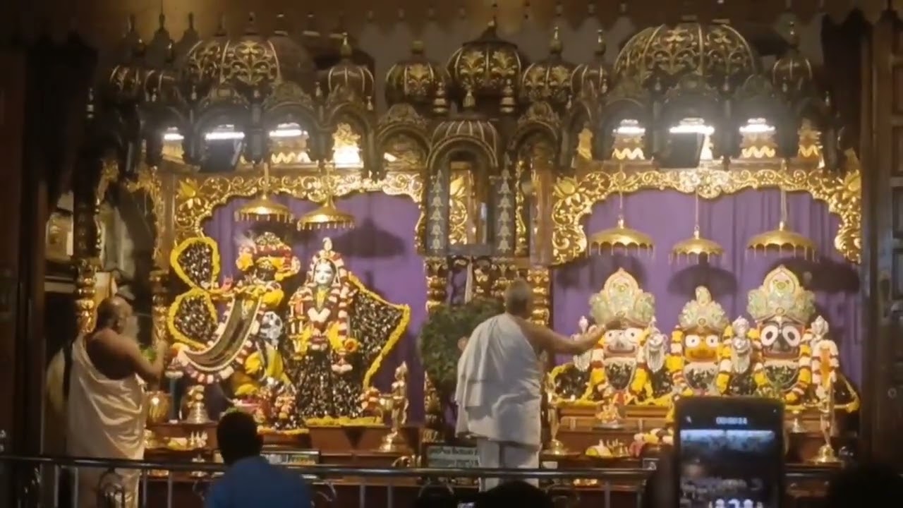 రాజమండ్రిలో   ఇస్కాన్  కృష్ణ కృష్ణ కృష్ణ 😍🙏🙏🙏