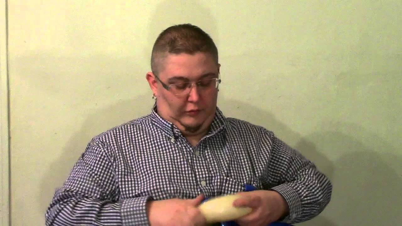 Sonic the Hedgehog Balloon Hat | ChiTwist Chicago Balloon Twister