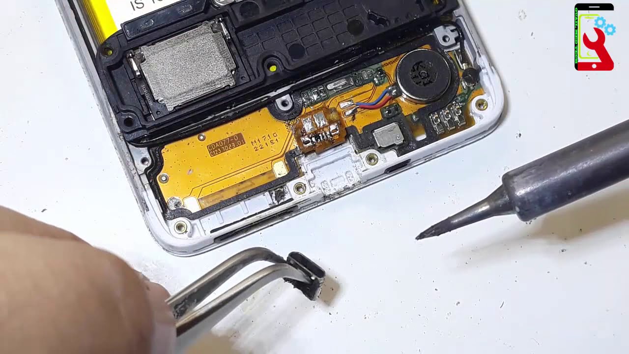 كيفية تغيير كونكتور الشحن لهاتف OPPO A37