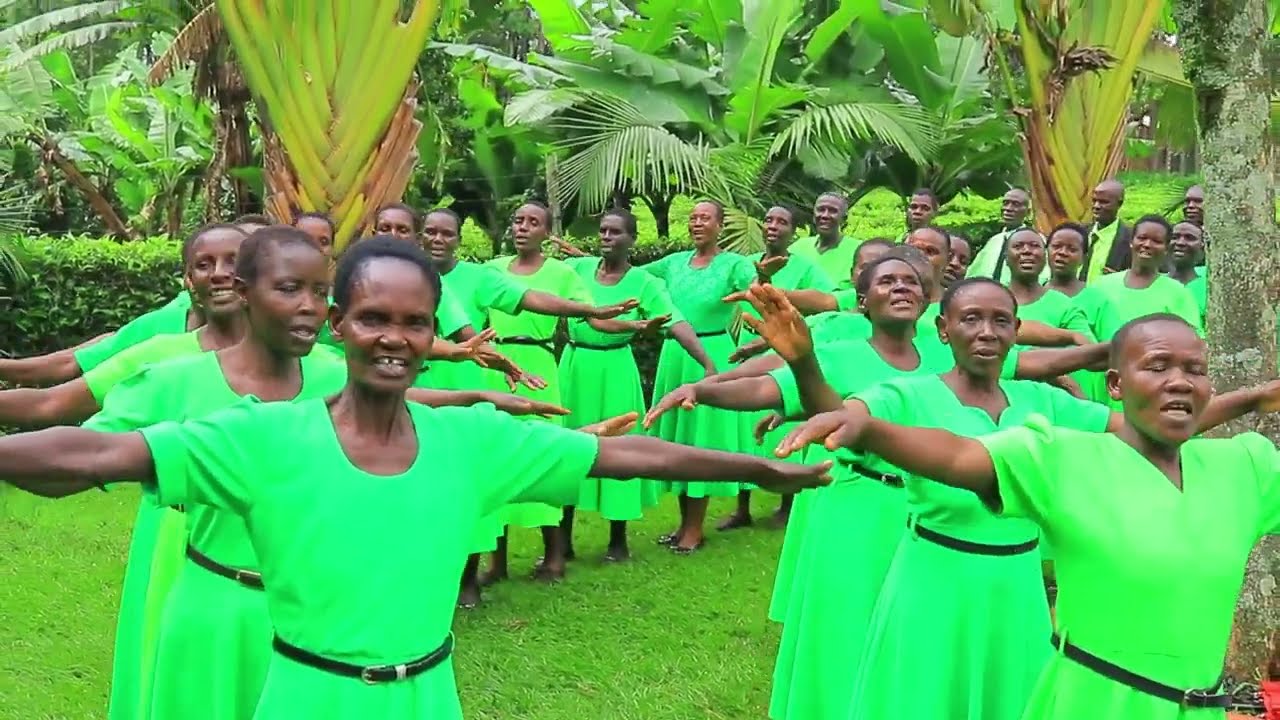 ENYONI  BY OMOBAYA S D A  CHURCH CHOIR.