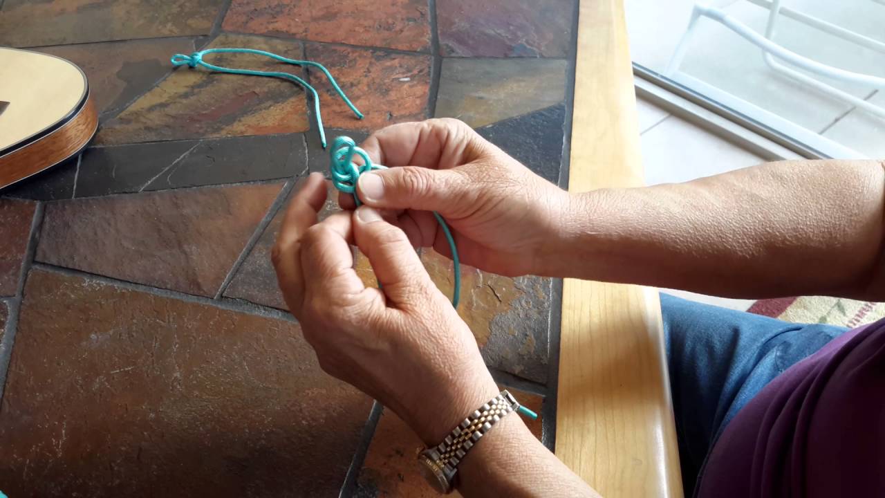 Paracord Ukulele Hanger Tutorial