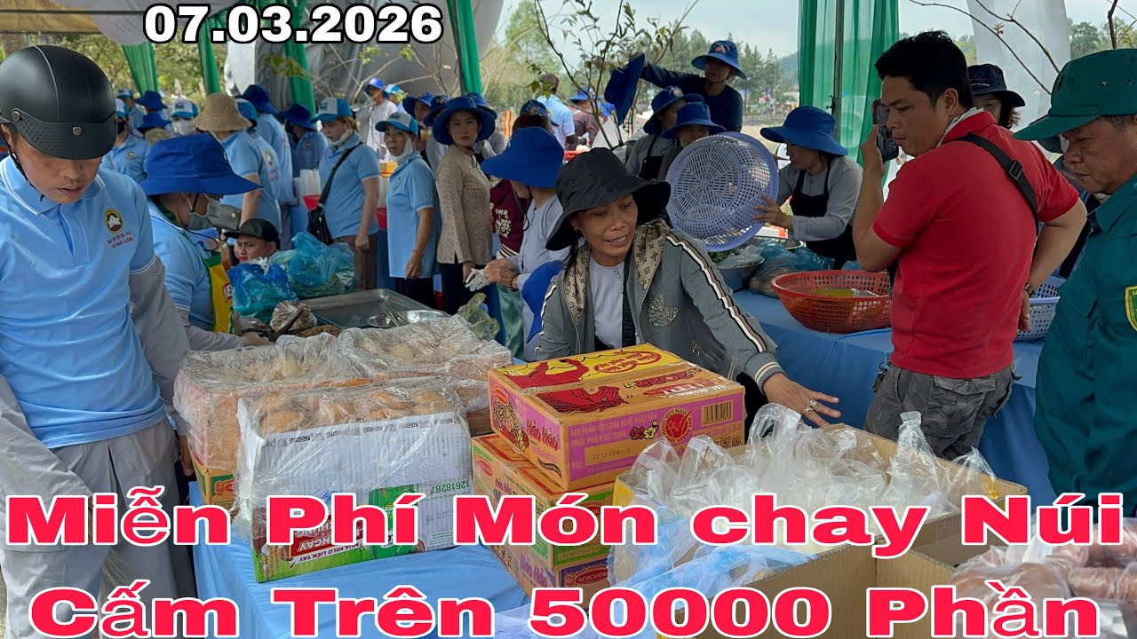 Lễ Hoa Đăng Núi Cấm Phát Đồ Chay Miễn Phí 5000 Phần #tintuc #yeucuocsong #thinhhanh 