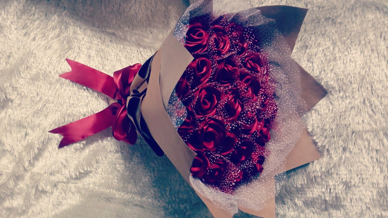 طريقة عمل باقة💐 ورد🌸 من شرائط الستان لكل المناسبات 🎀😍