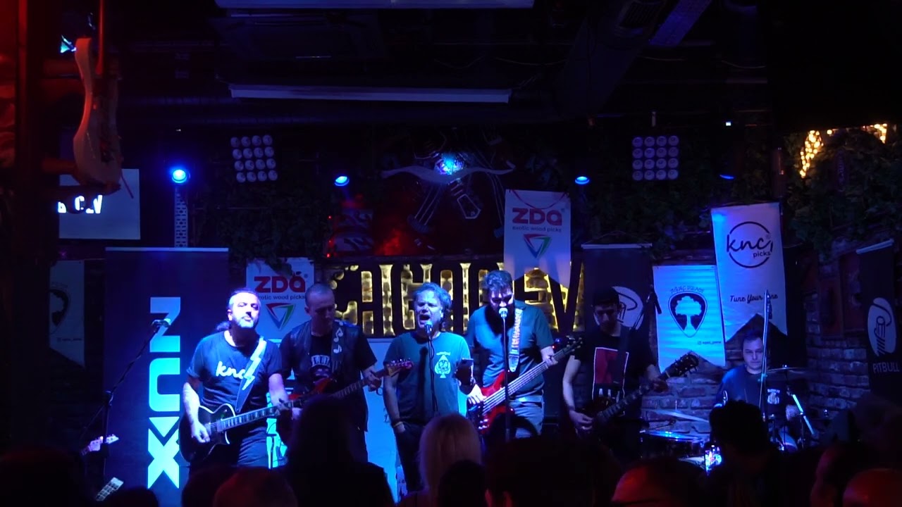 Efsaneler Kadıköy'de /  Sahne Senin Ağaç Ev