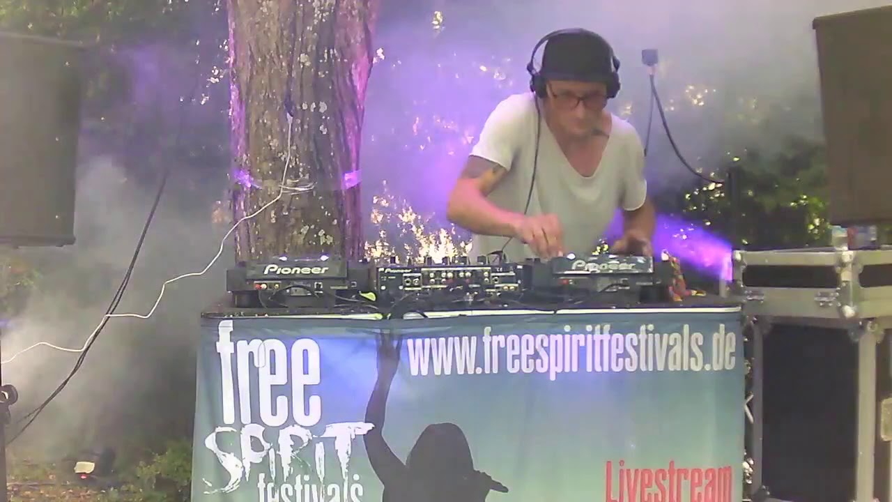 Chris Sonaxx @ Electronic Castle am 24 07 2020
