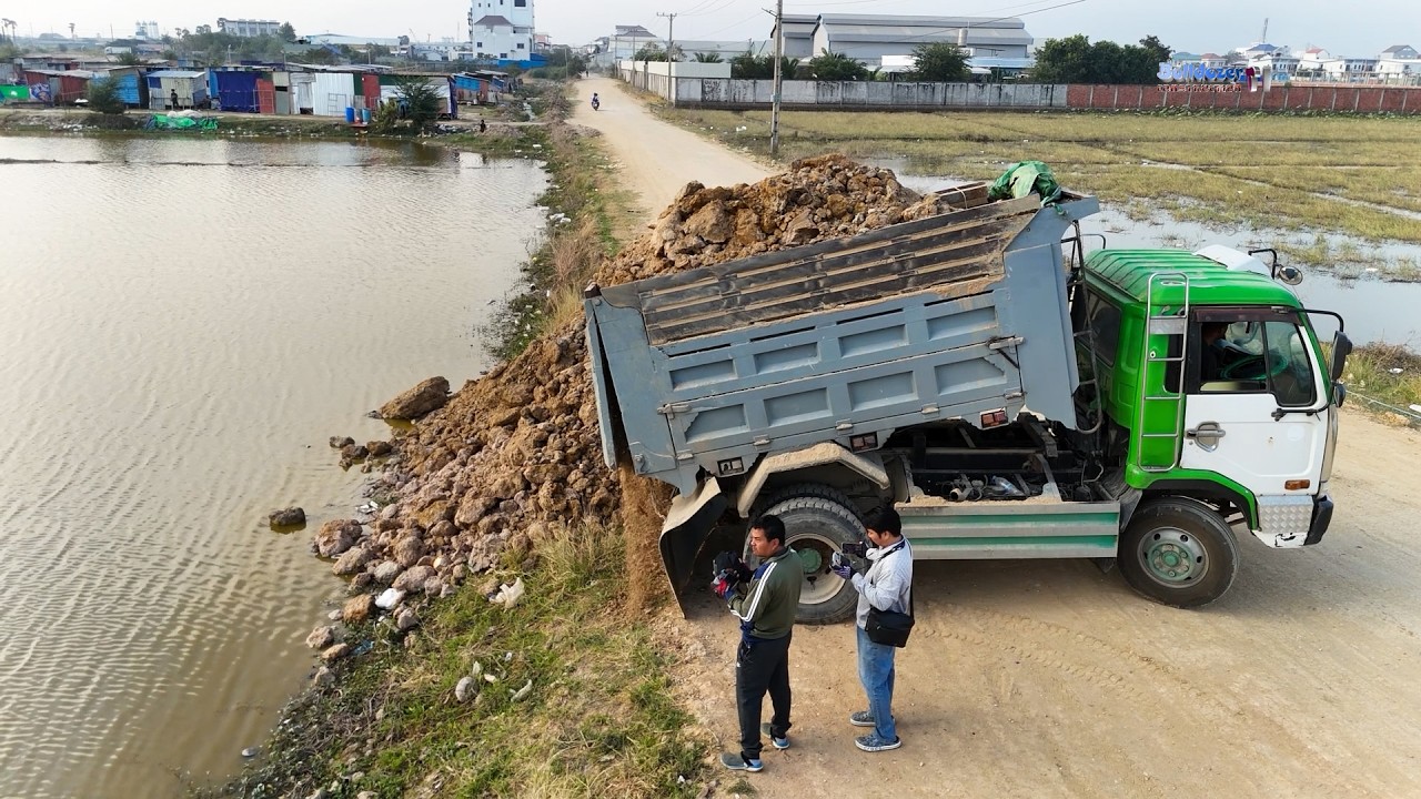 O.M.G! New Site Filling Up Flood Land Starting By Using Heavy Machine Bulldozer With Team Trucks