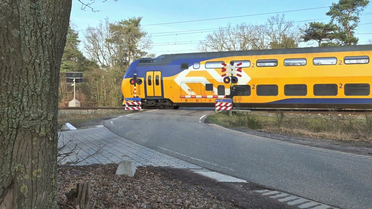18-02-2026 / Overgang Maarheezerhuttendijk te Weert