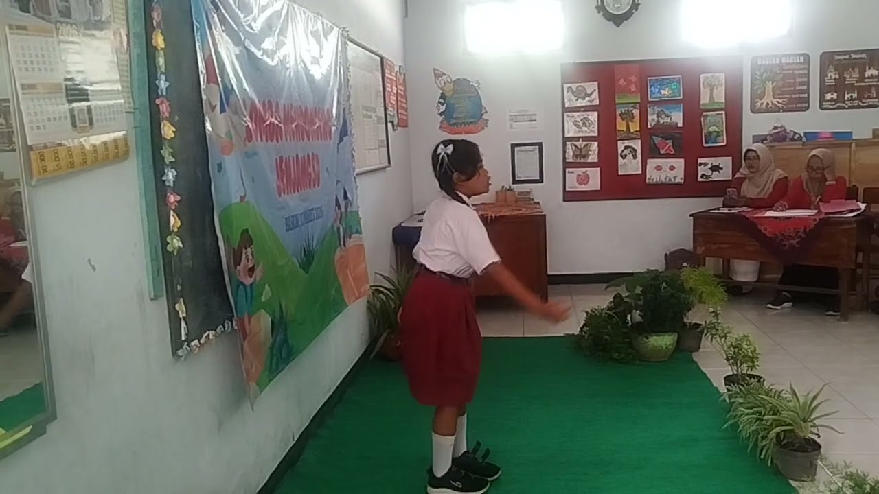 Ayla lomba mendongeng FLS3N kecamatan Baron