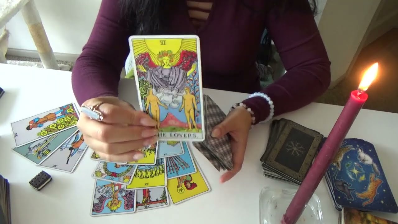 What's Next In Love?!❤️What Should You Expect? Pick a Card Tarot Reading