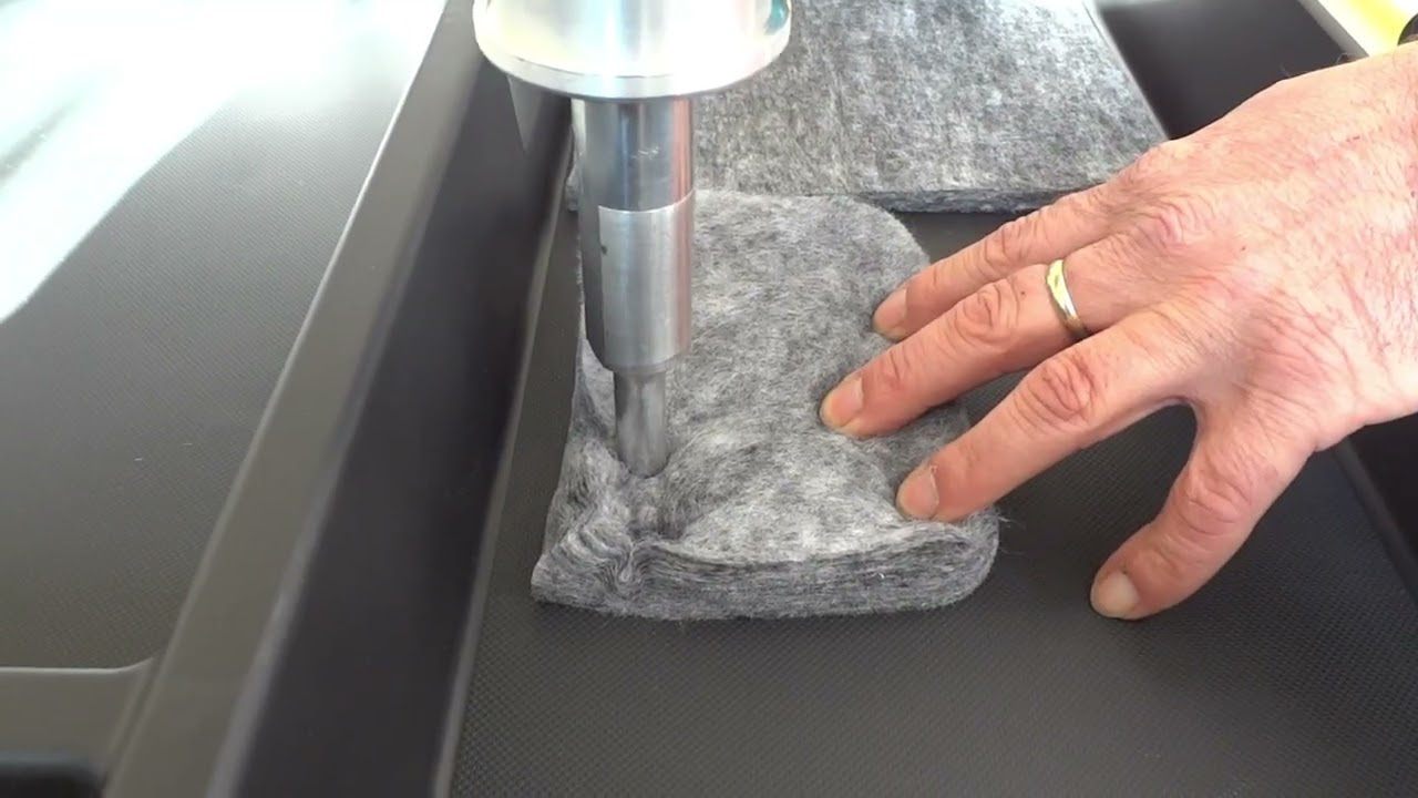 S PoweR product - Ultrasonic Welding Using a Handheld Welder (Automotive Industry)