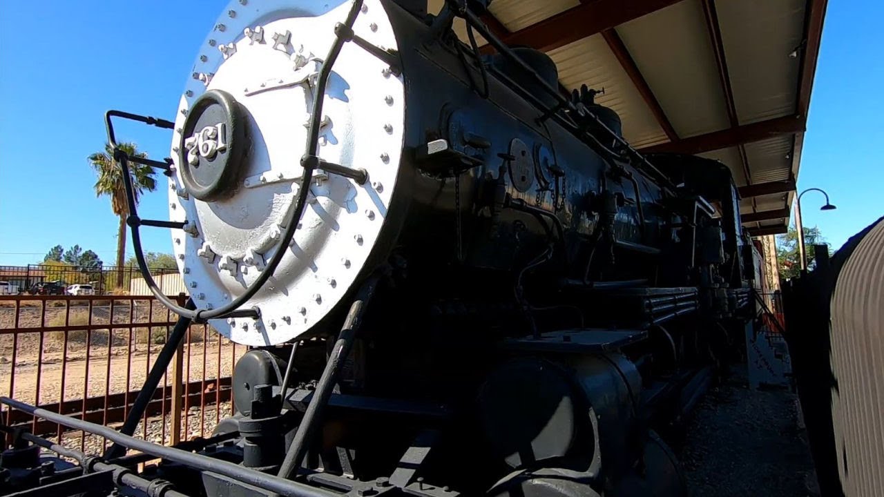 Santa Fe 761 Steam Locomotive and the Drover Caboose