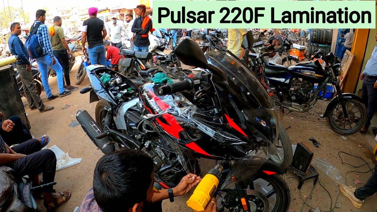 Paint Protection Film Bajaj Pulsar 220F |Bike Lamination | Bike Wreping | Vlogs Rahul
