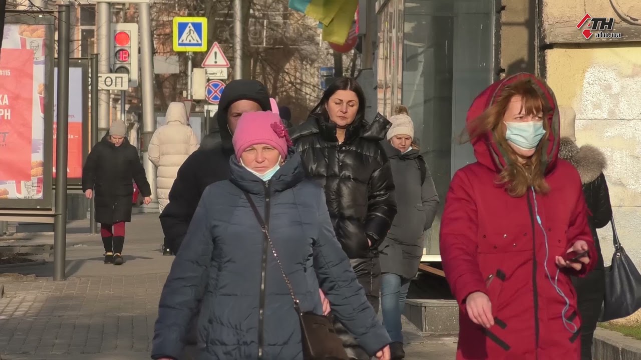 Путешественники, возвращающиеся из стран с штаммом 