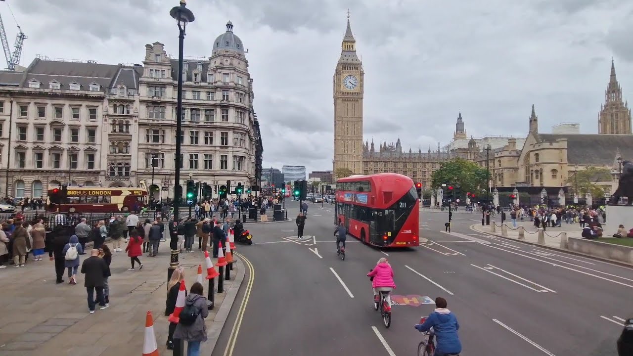 London Bus 11 Ride | Sloane Square to Trafalgar Square