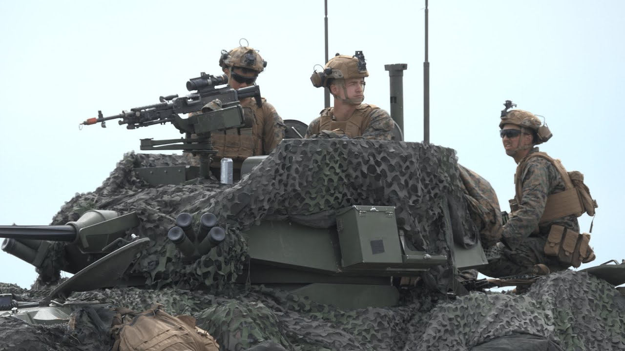 Проходят военные учения НАТО 
