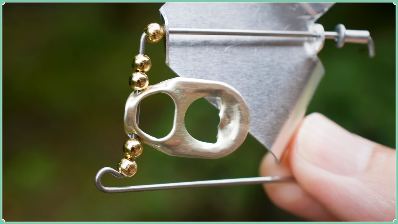 How to make a Buzzbait clacker out of a Soda can tab. プルタブでバズベイト用クラッカーを作る方法。