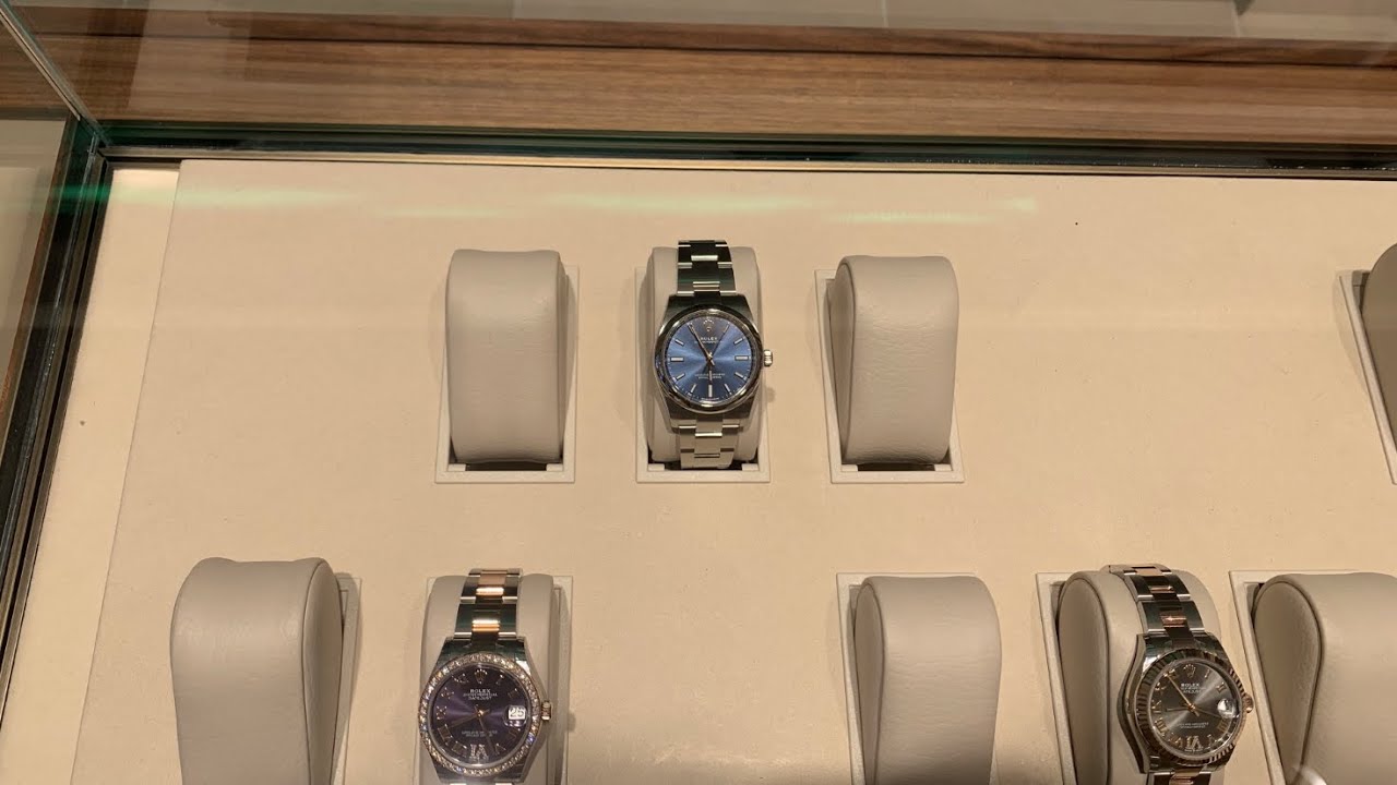 Rolex Shopping In Two Stores/The Hunt For Steel-Found Two Oyster Perpetual (Green And Blue)