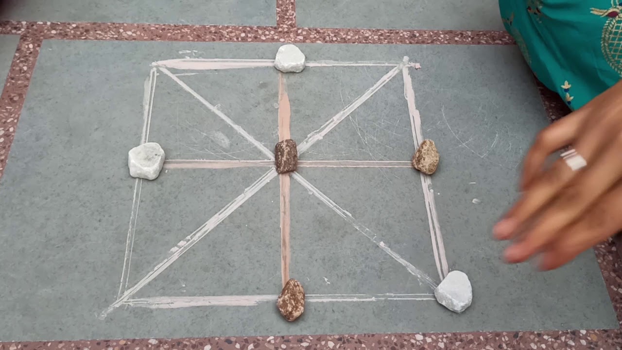 Straight line 3 stones Game ,90s kids traditional culture game