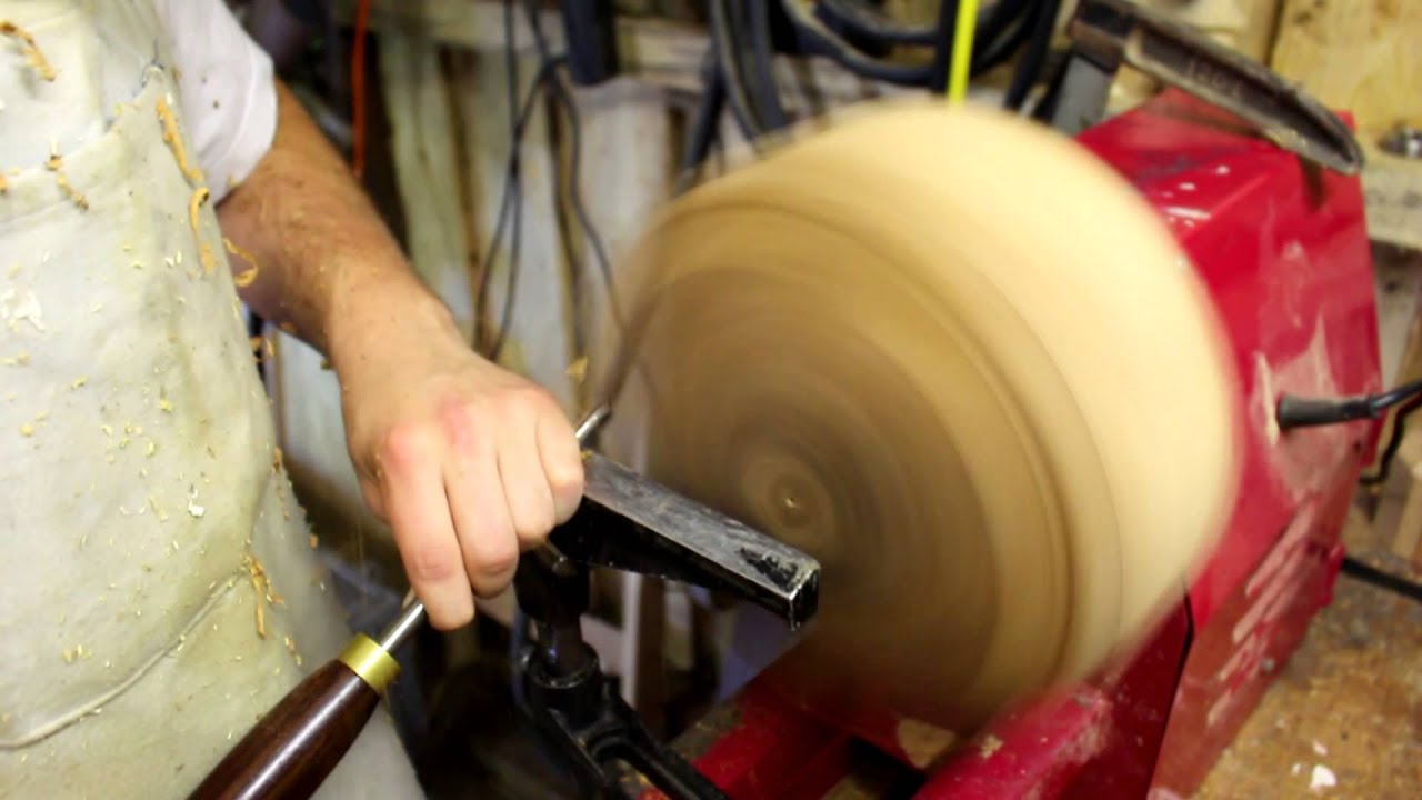 Gr&uuml;nholz Schalenrohlinge drechseln // Turning a Greenwood bowl