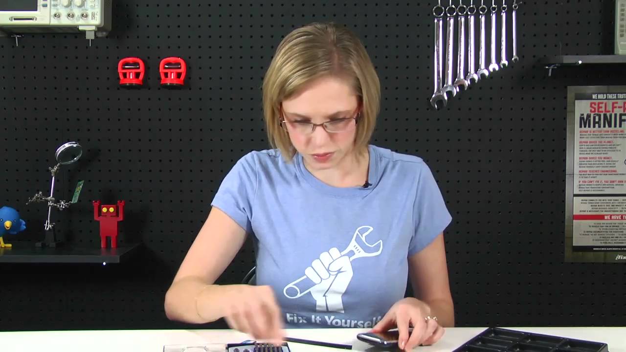 How To: iPhone 3G/3GS Dock Connector Replacement