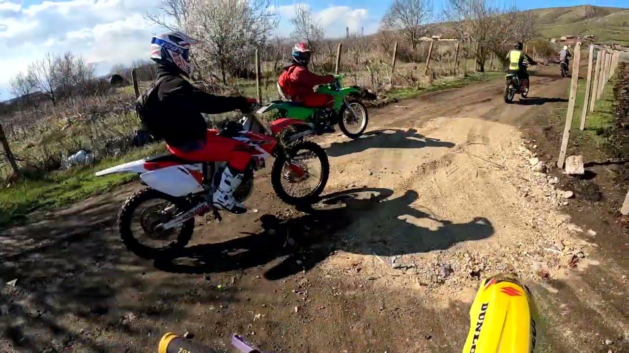 dirt bike off-road Suzuki RM 125