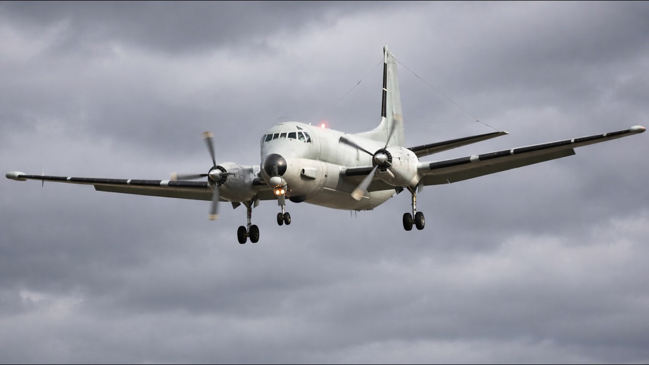Atlantique 2 Marine, Falcon 7x COTAM, Ryanair, Dash 8 Q400 LUXWING aéroport de La Rochelle LFBH