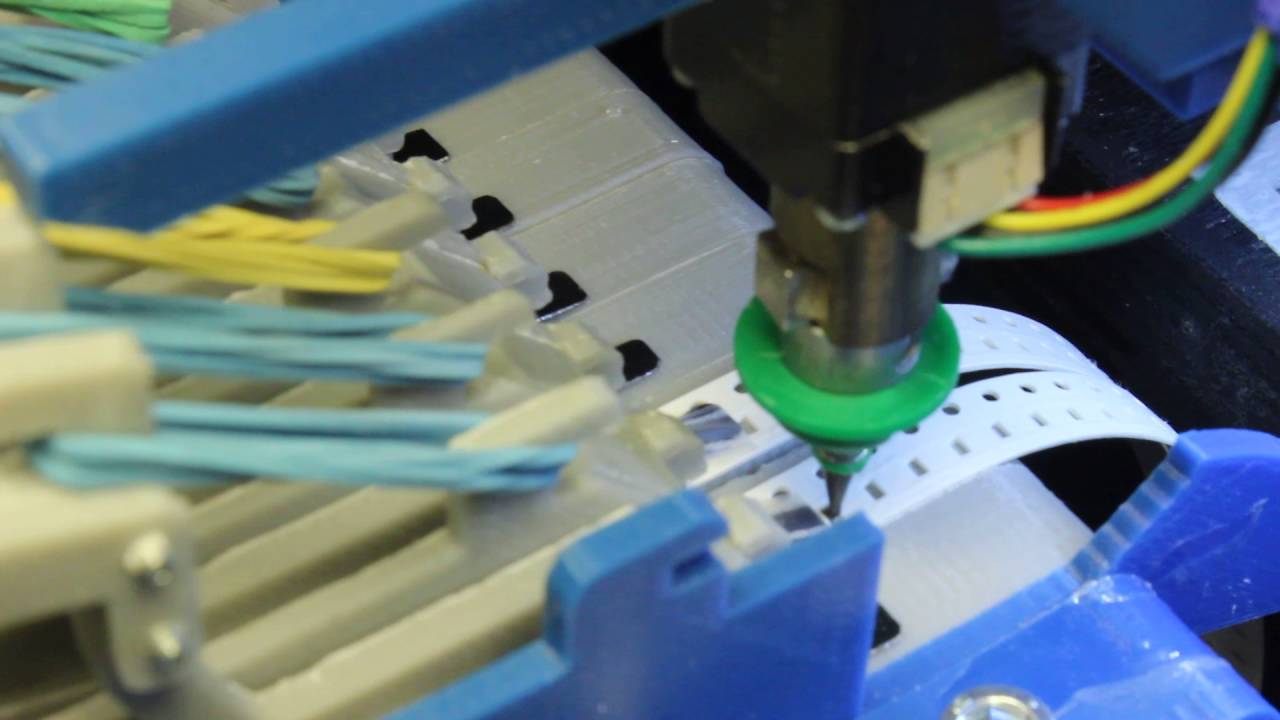 Semi-automatic SMT feeder version 2
