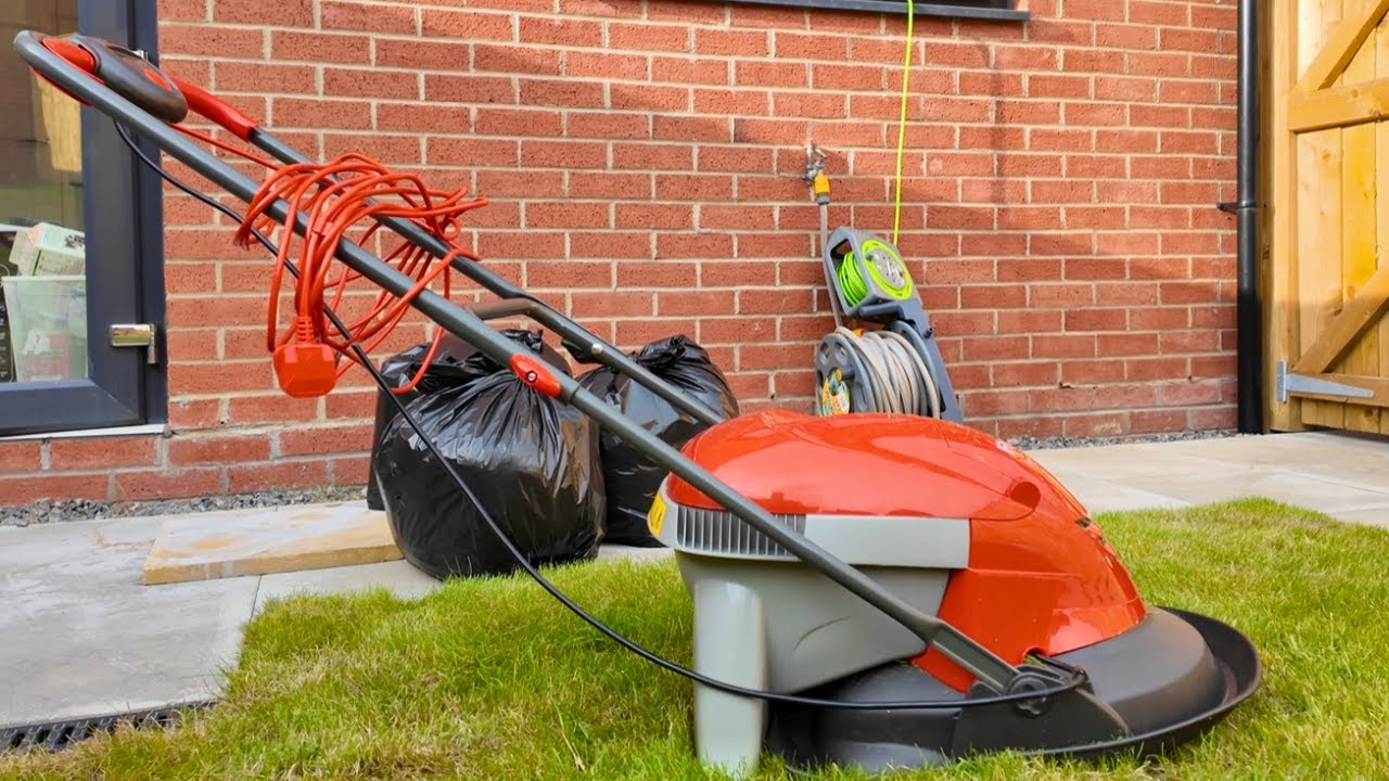 Flymo Hover Vac 250 Lawn Mower