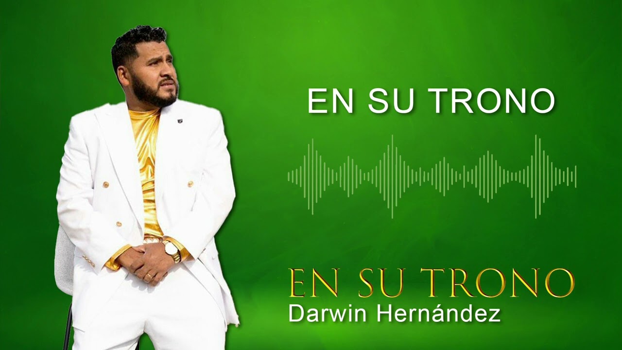 EN SU TRONO