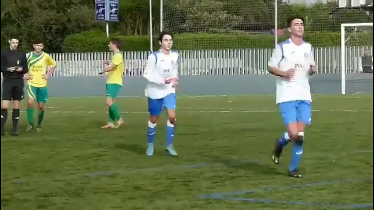 Pelea en el partido de Segunda Juvenil entre el Tropezón y el San Martín de la Arena