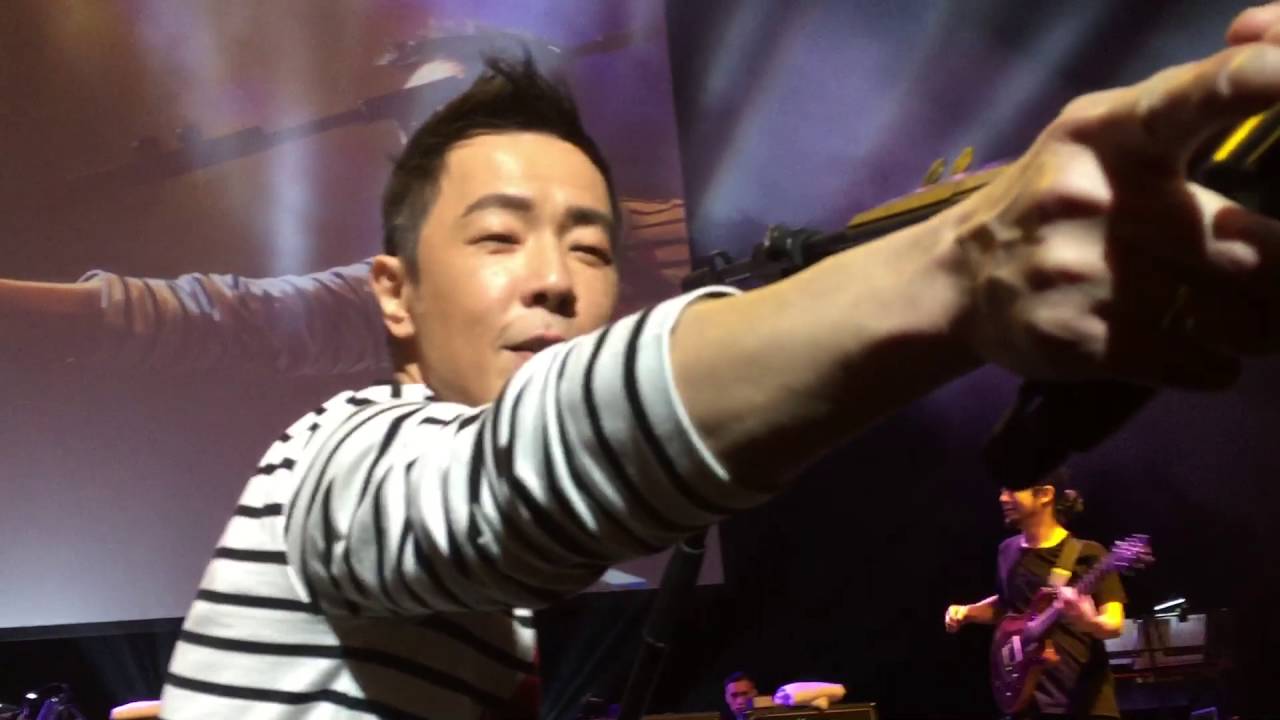 Paul Wong 英雄有分数 in Singapore 09072016 光辉岁月