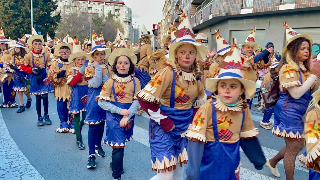 Desfile de Carnaval Vitoria Gasteiz España 01-03-2025 LIVE