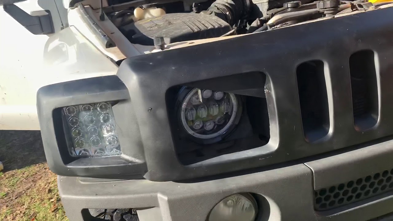How to Change the Fog Lights on a Hummer H3