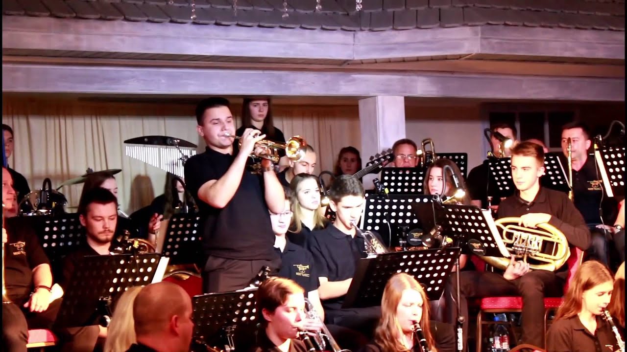 Młodzieżowa Orkiestra Dęta Tłuszcz - My Way
