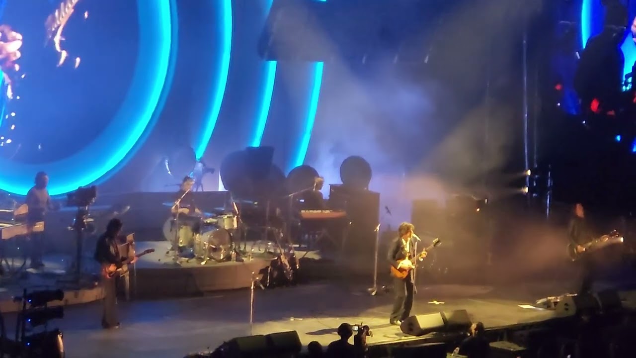 Arctic Monkeys- Body Paint (Moody Center, Austin, TX)