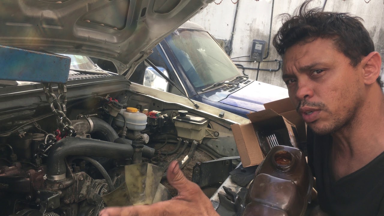 Motor cummis série b passando óleo pra água!