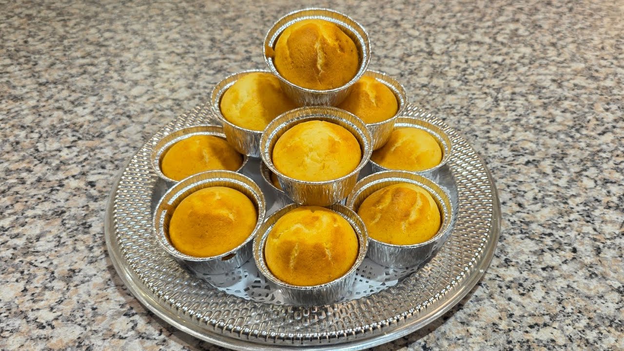 اليوم غسل المواعين عليه😁 كب كيك طحين التمن ( دقيق الرز ) طريقه سهله والطعم روعه