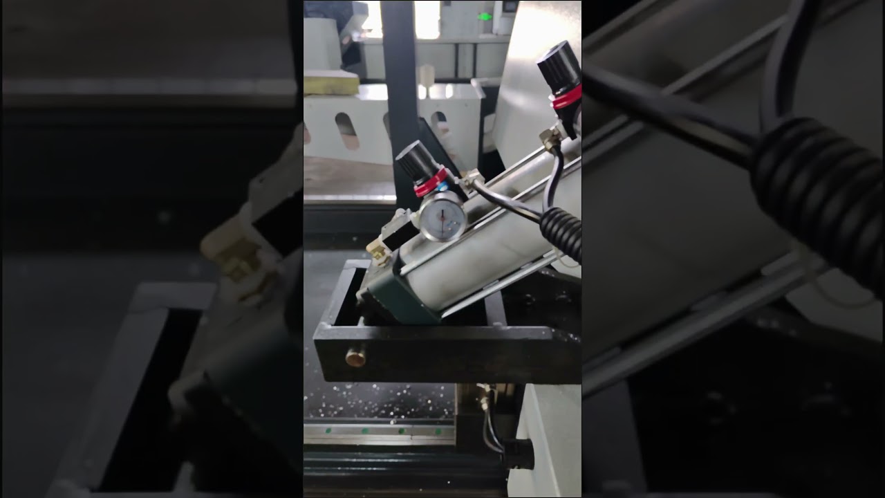 CNC external swing  double-head cutting saw #machine #cnc #manufacturing #aluminum #cuttingmachine