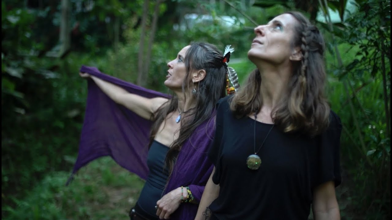 Felicity Lawless with MsEleneous - Dream of Love (official Video)