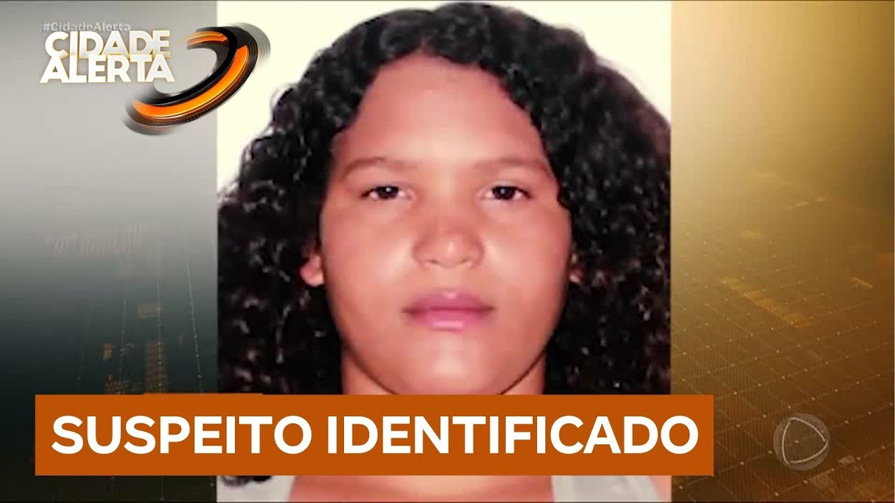 Jovem é encontrada morta no banco de trás de carro abandonado em comunidade