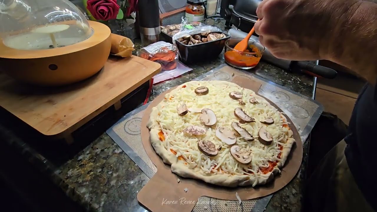 Things to know before buying this Crispy Crust 3 minute Pizza Maker!