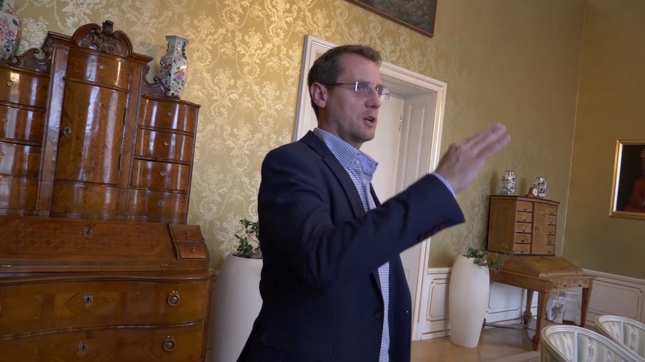 Prezidentovi varia reštaurácie, ktoré o tom vôbec nevedia