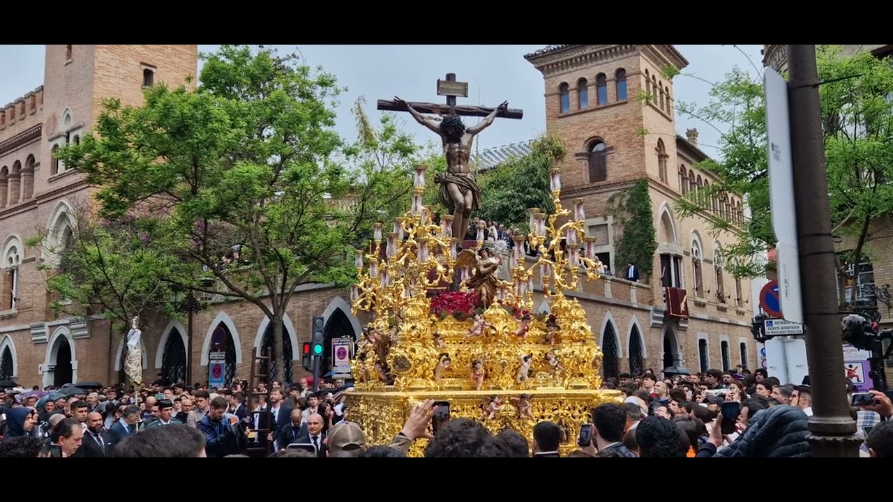 Cristo de la sangre por la calle orfila de Sevilla 2025