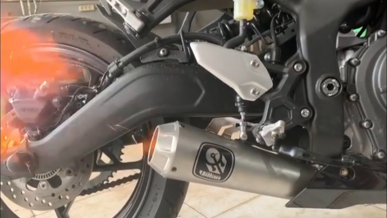 KEREN!!! KNALPOT LOKAL UNTUK KAWASAKI ZX25R || VILLAN EXHAUST