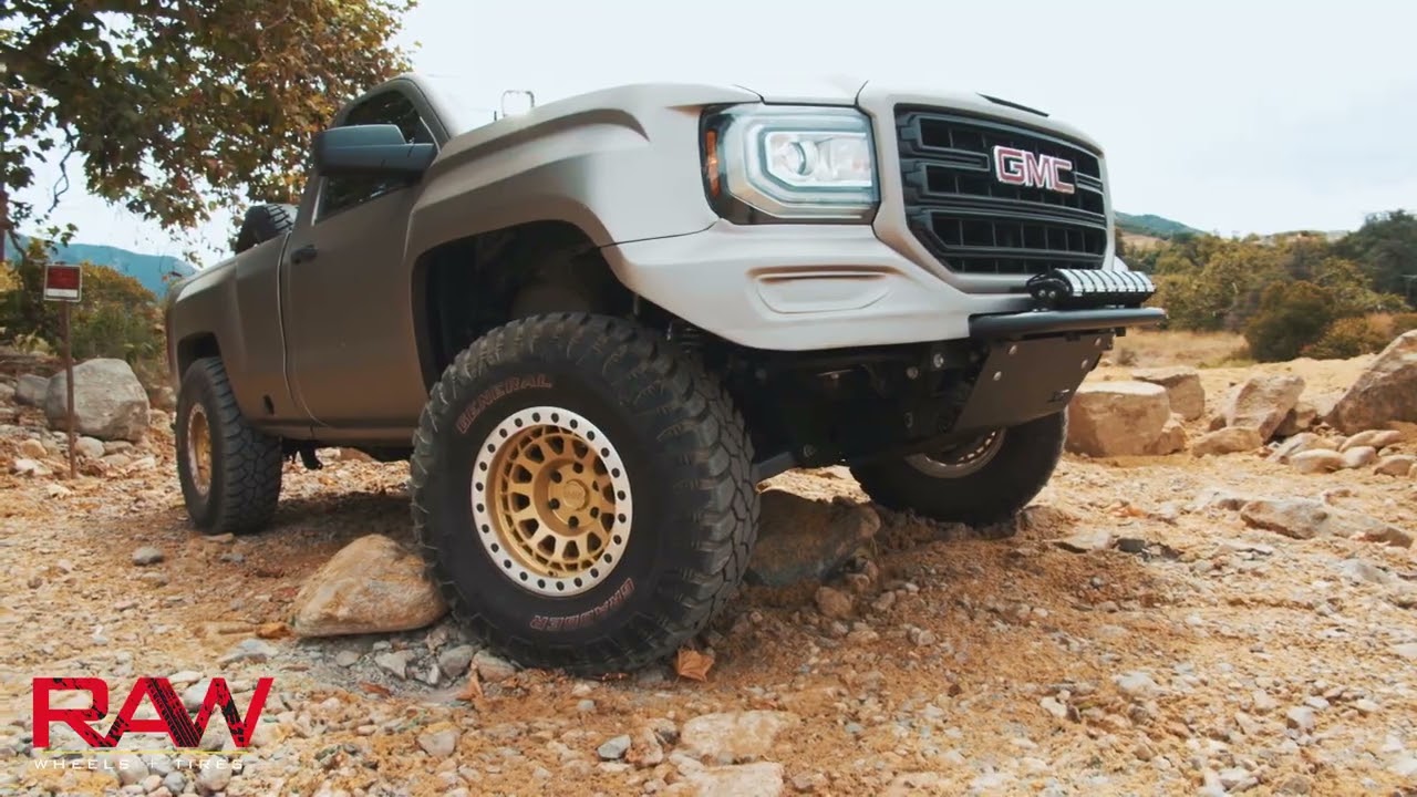 Black Rhino Primm Beadlock on GMC Sierra 1500