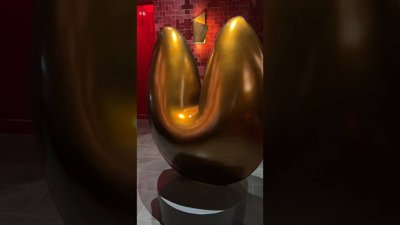 Giant gold fortune cookie at fancy Chinese restaurant | Jin Jia in Phoenix, Arizona #azfoodguy