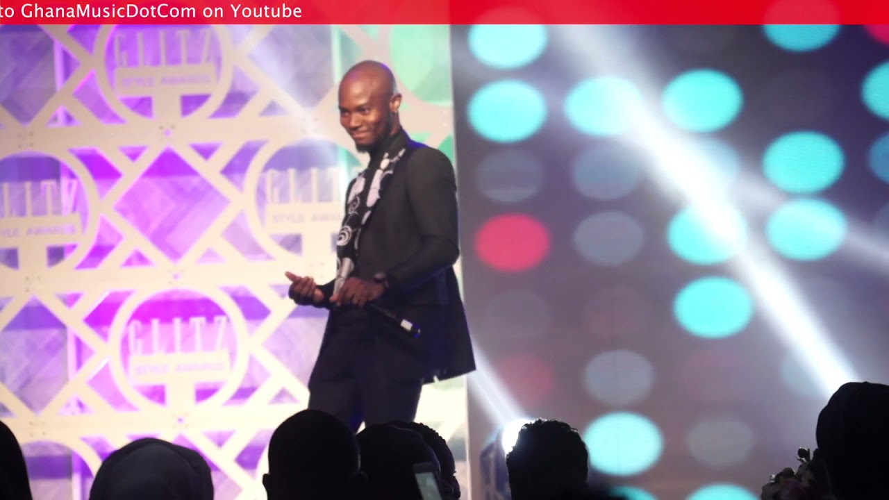King Promise Got everyone singing along to 'Oh Yeah' @ Glitz Style Awards '17 | GhanaMusic.com Video