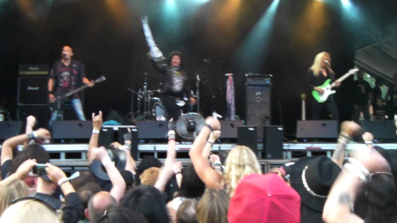 Shotgun *Don't Care 'Bout Nothin* Live @Skogsröjet 2013-07-26